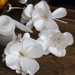 White Elegant Fabric Flower Hair Clips