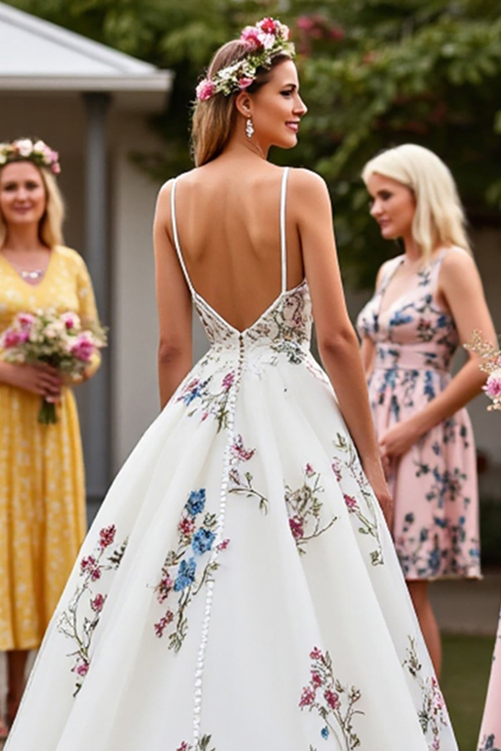 White Floral Long Wedding Dress with Appliques - Image 4