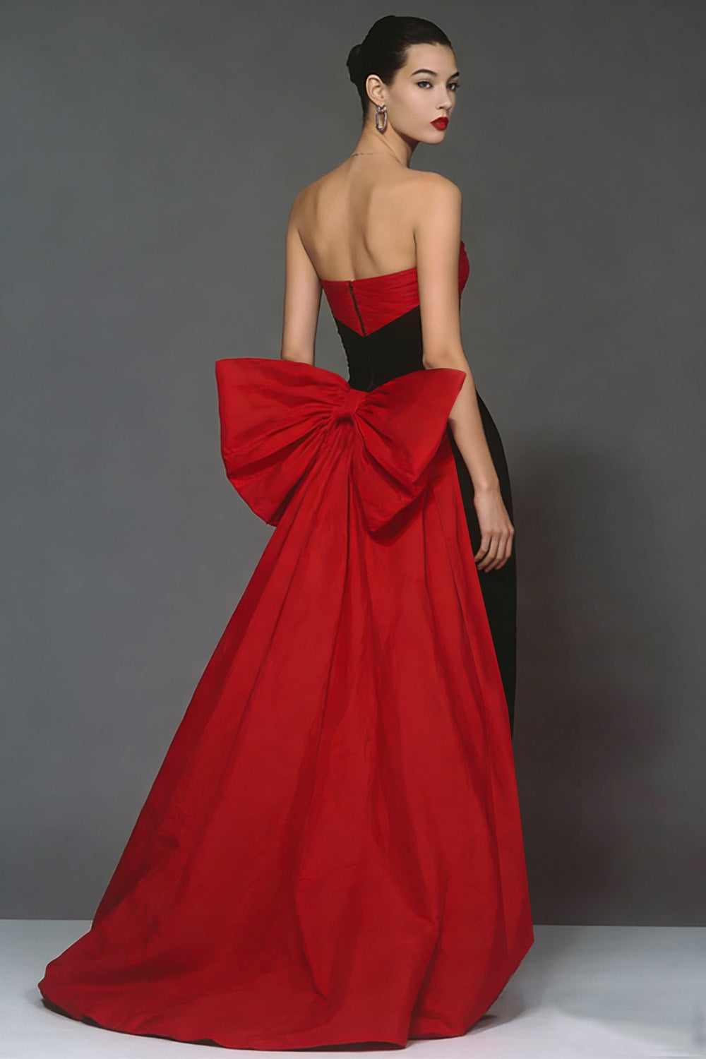 Strapless Black and Red Sheath Maxi Evening Dress With Bow Train - Image 2